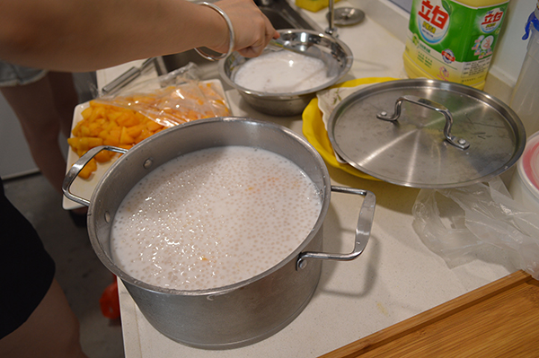 源码太阳能路灯，太阳能路灯厂家，太阳能路灯价格