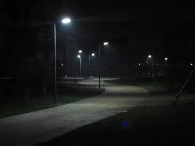 太阳能路灯，太阳能厂家，道路照明，户外照明，照明灯具，太阳能灯具，节能环保