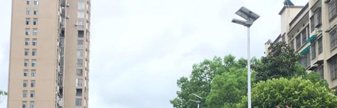 小区路灯装四年 只亮一个月，源码太阳能路灯揭秘背后真相