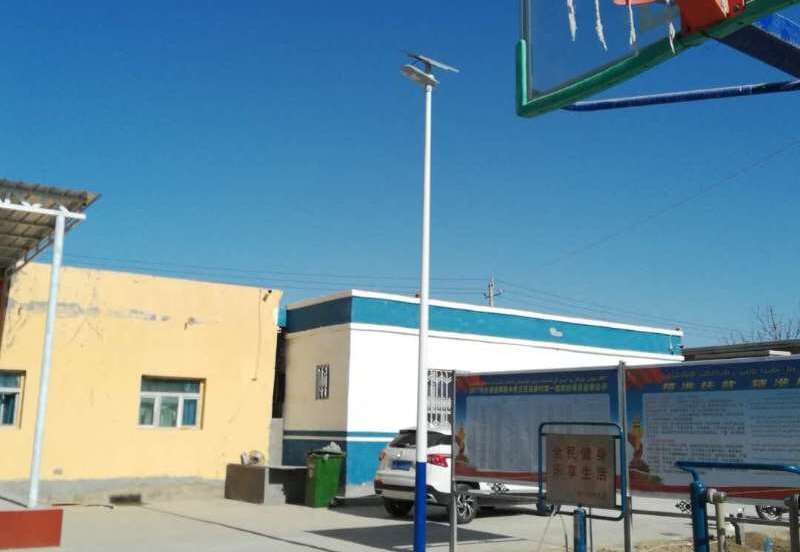 新疆太阳能路灯-扬帆灯工程