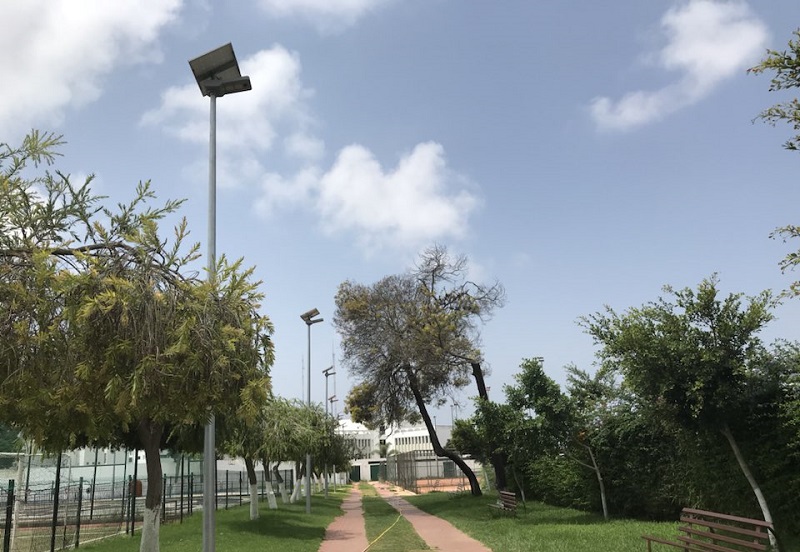 摩洛哥太阳能路灯-夜鹰灯工程